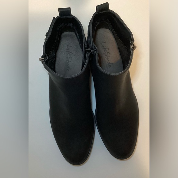 LifeStride Women’s Bonus Ankle Boot - Picture 4 of 10